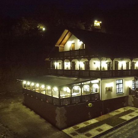 Berbesti Mosia Dar In Rai 아파트 외부 사진